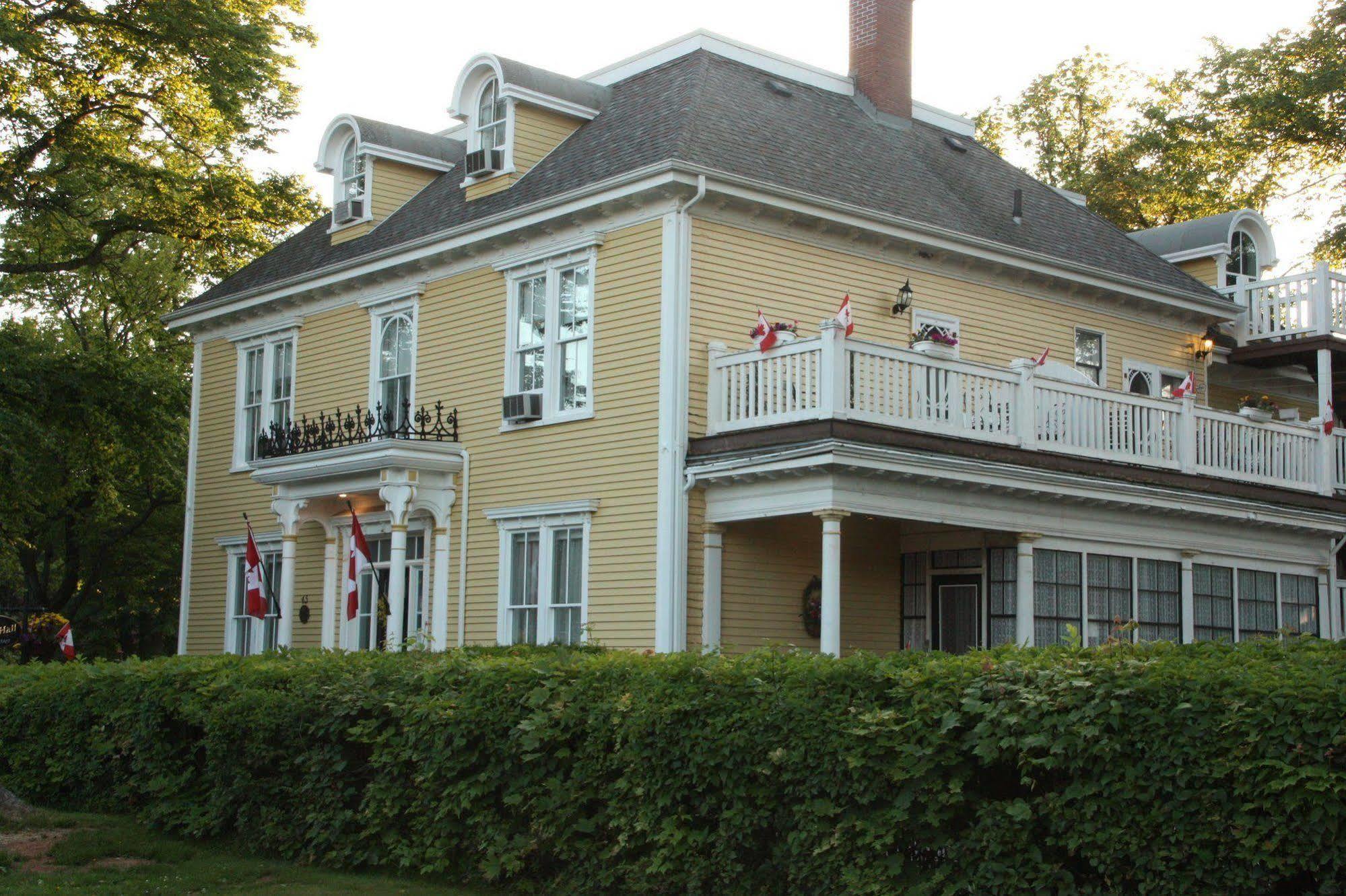 Fitzroy Hall Bed & Breakfast Charlottetown Bagian luar foto